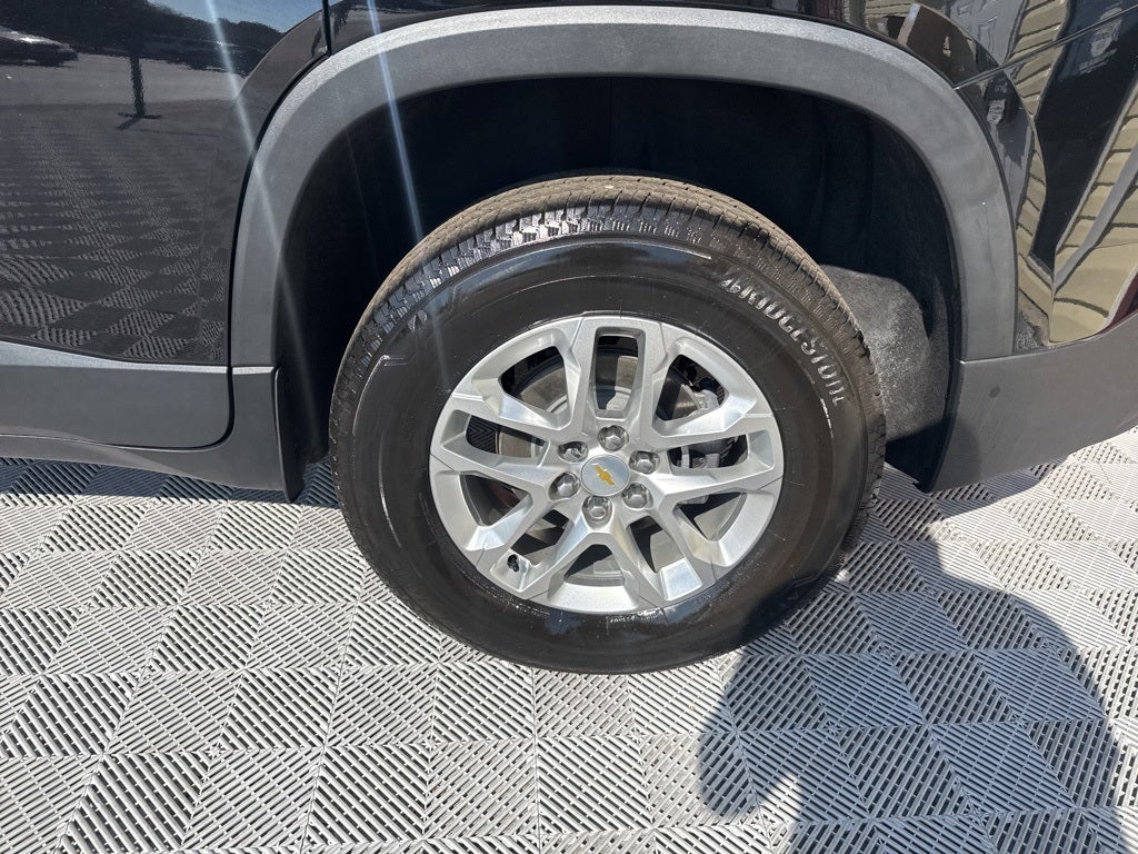 2022 Chevrolet Traverse LS