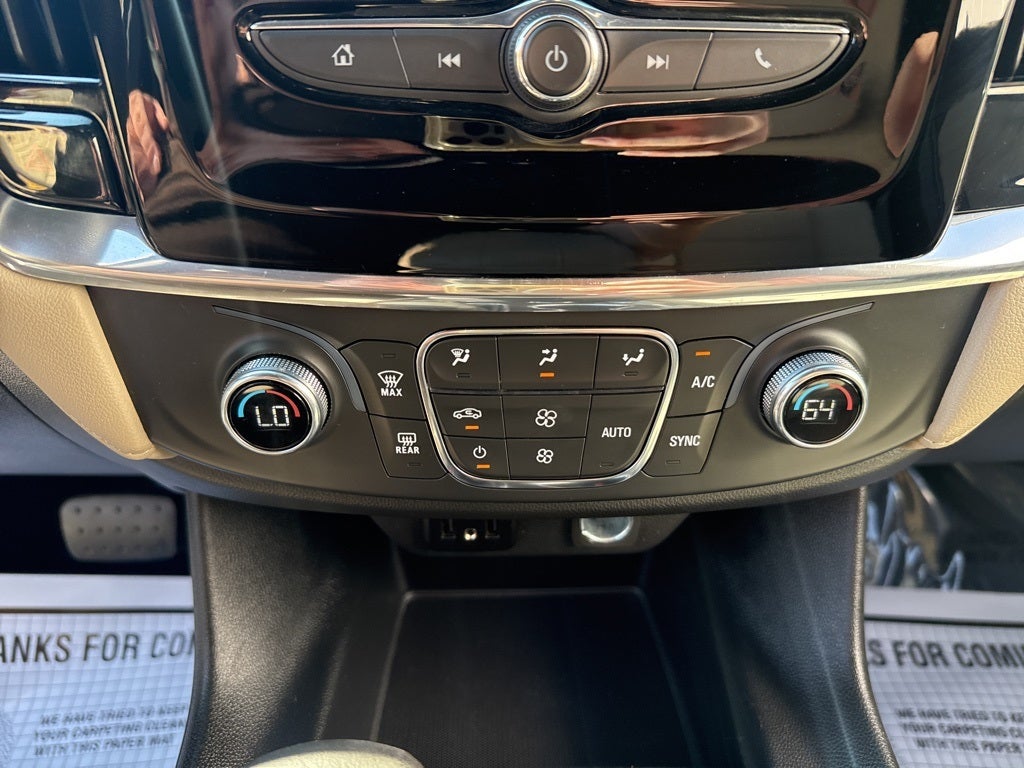 2022 Chevrolet Traverse LS