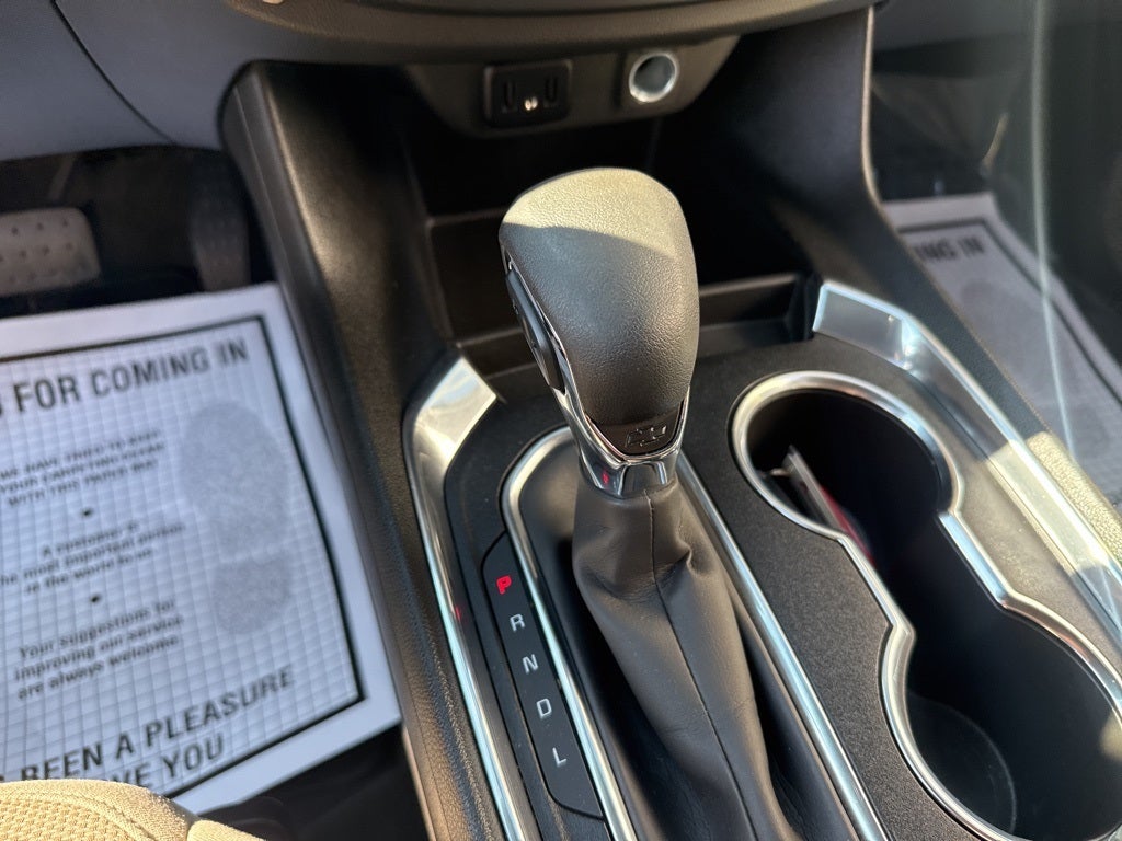 2022 Chevrolet Traverse LS