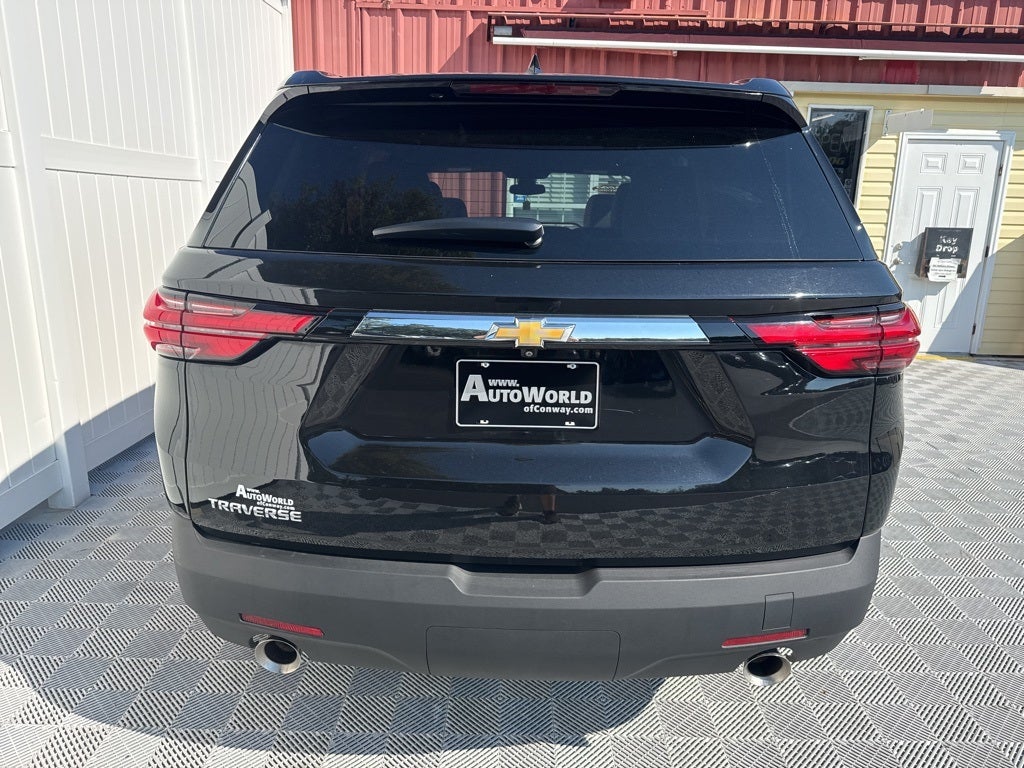 2022 Chevrolet Traverse LS