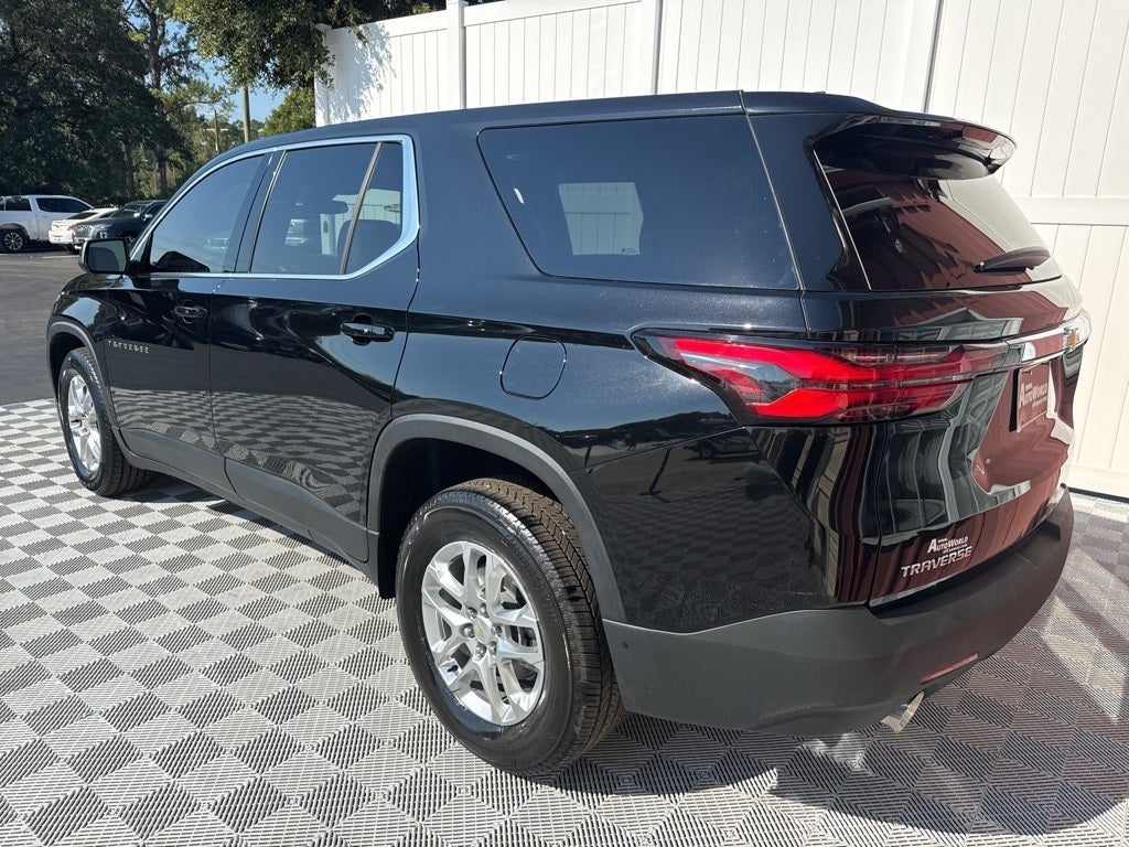 2022 Chevrolet Traverse LS
