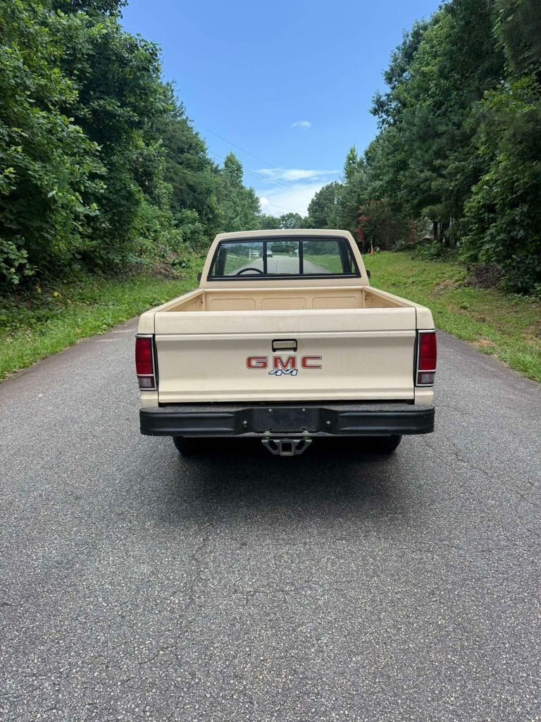 1986 GMC S15 Base