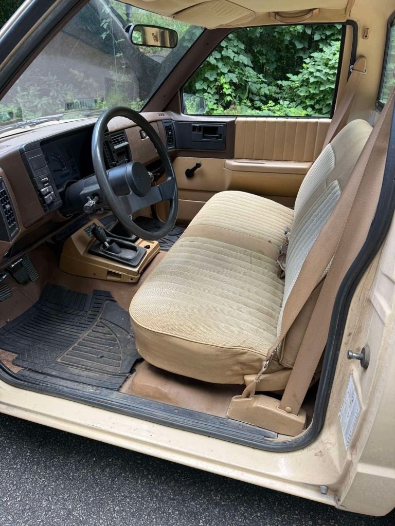1986 GMC S15 Base