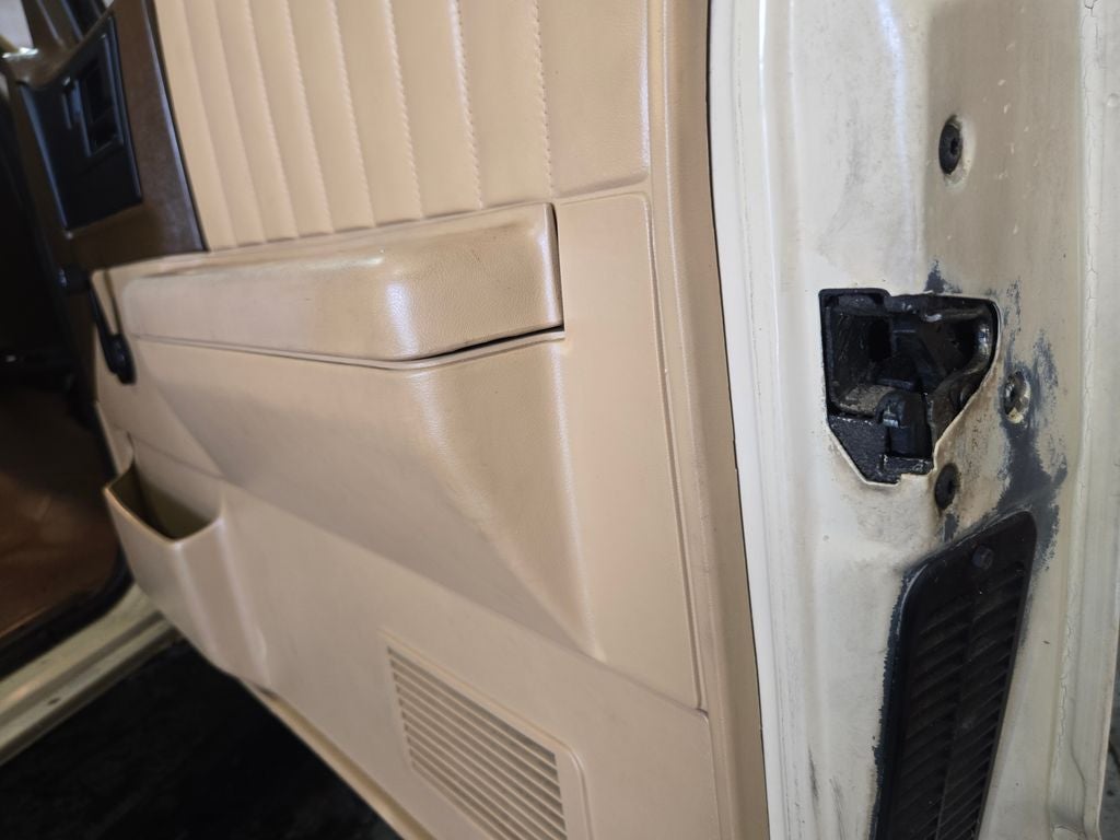 1986 GMC S15 Base
