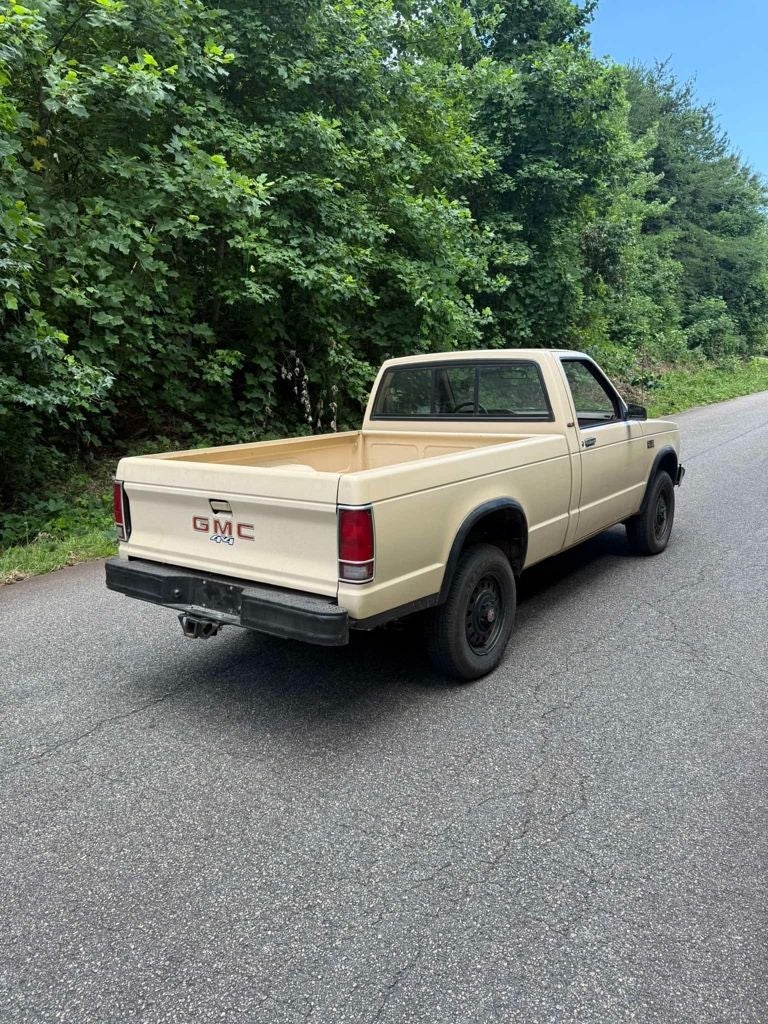 1986 GMC S15 Base