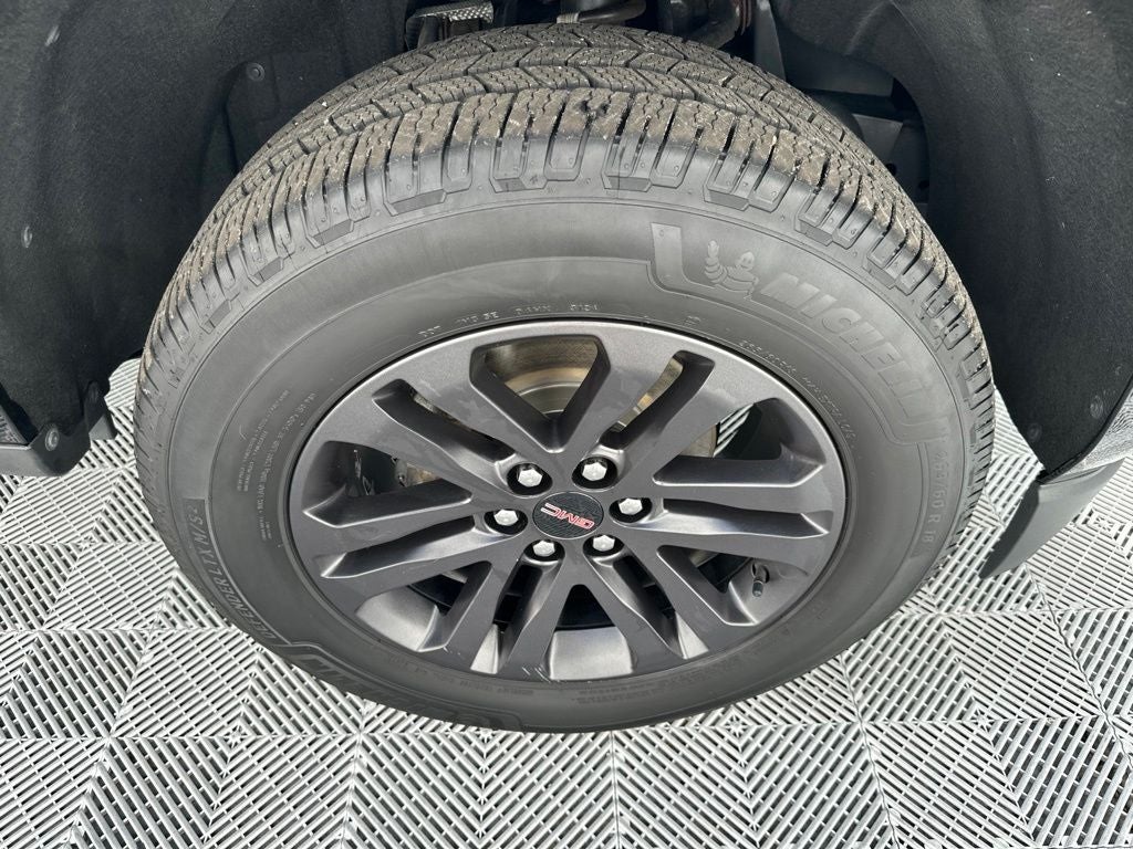 2020 GMC Canyon SLE1