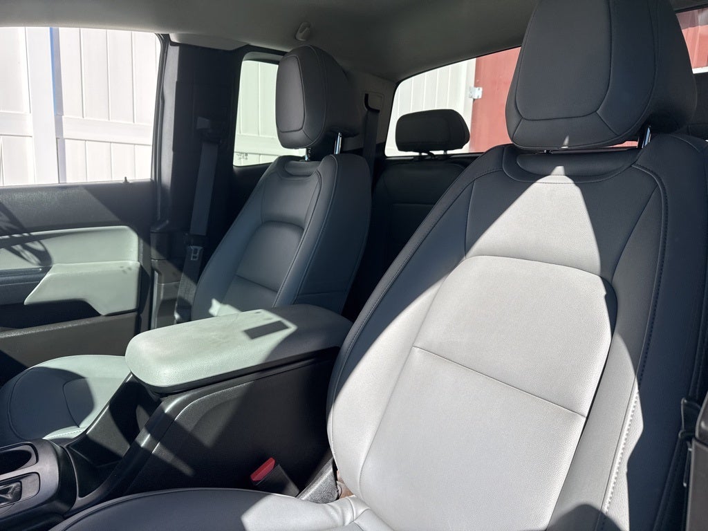 2017 GMC Canyon Base