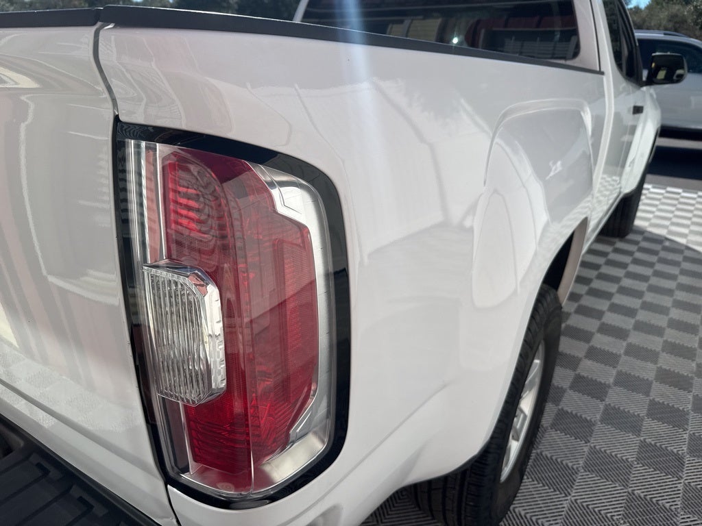 2017 GMC Canyon Base