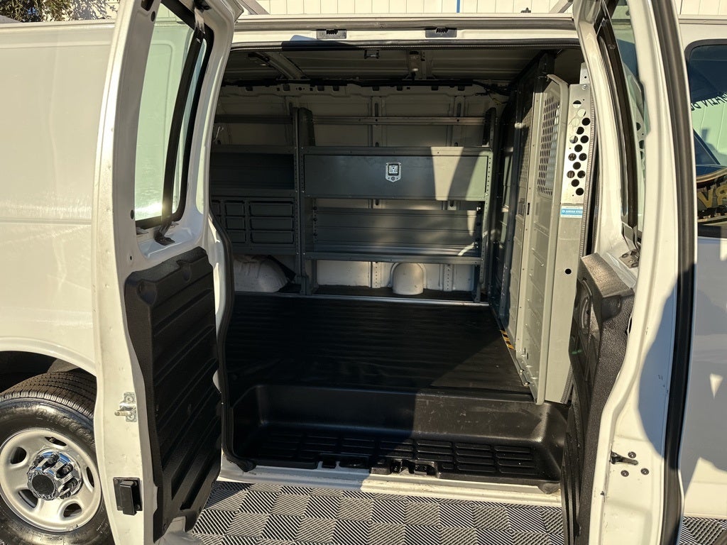 2019 GMC Savana 2500 Work Van