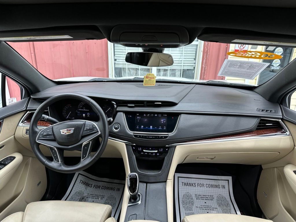 2017 Cadillac XT5 Luxury