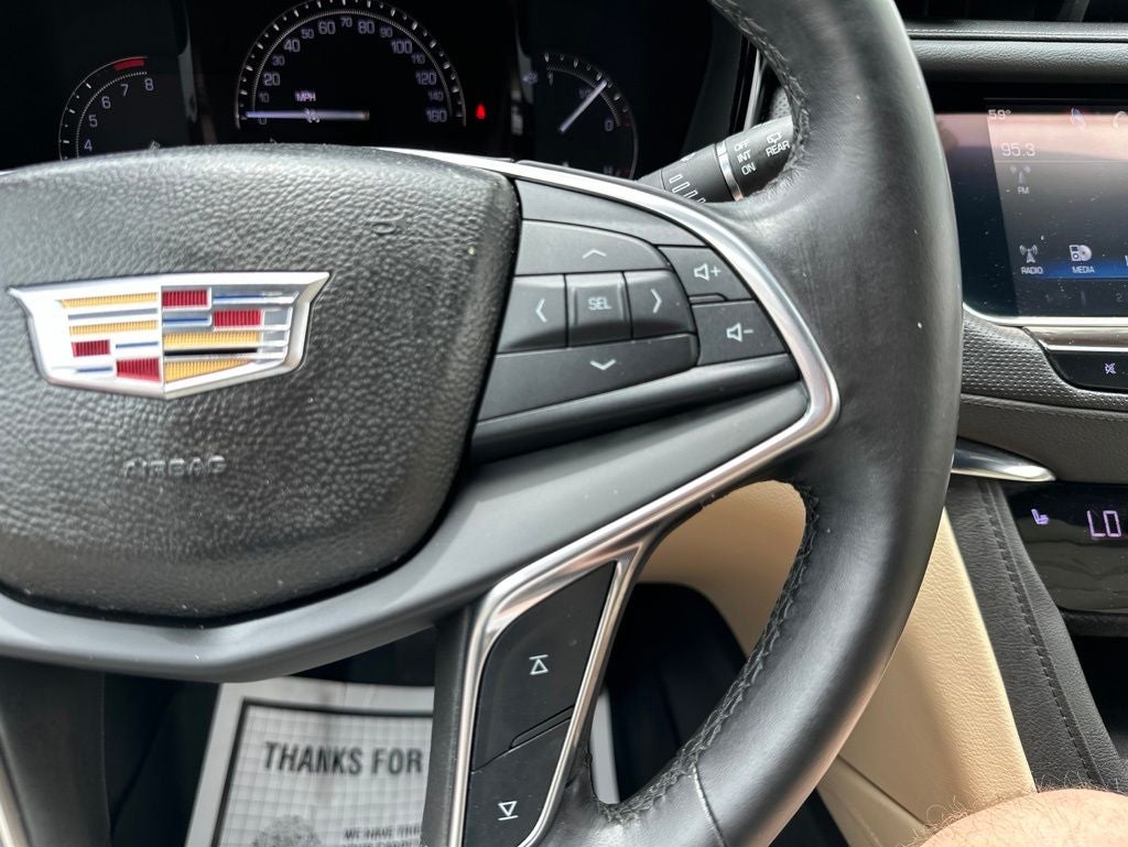 2017 Cadillac XT5 Luxury