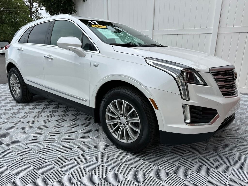 2017 Cadillac XT5 Luxury
