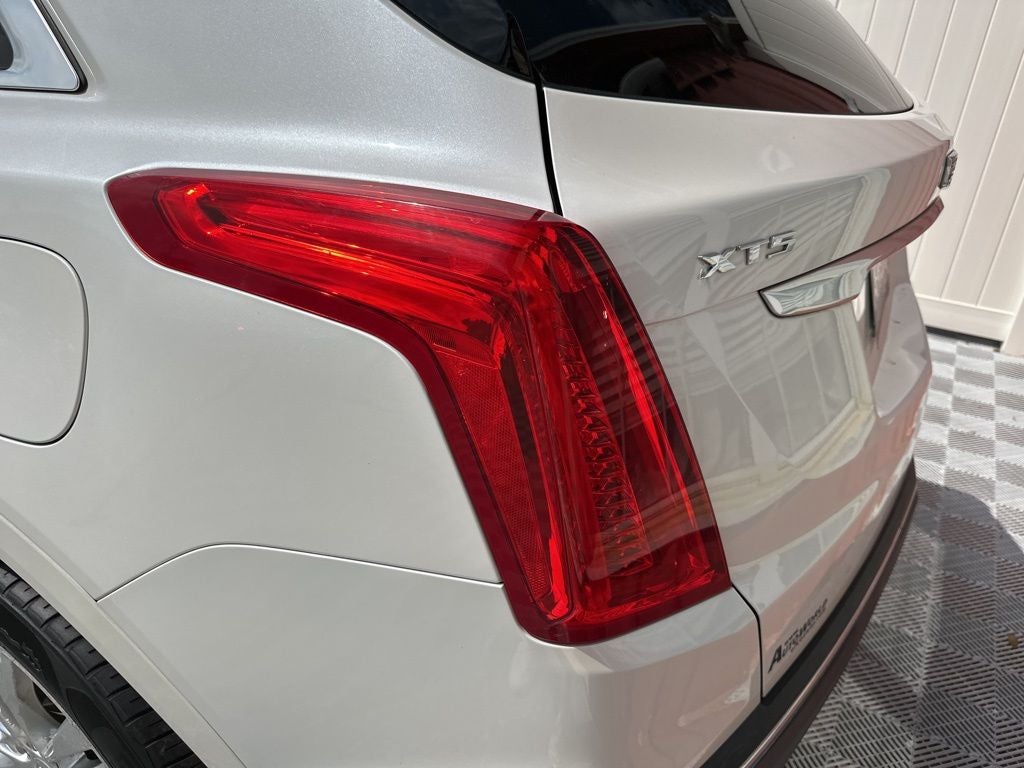 2017 Cadillac XT5 Premium Luxury