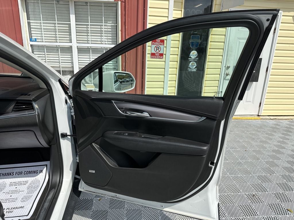 2017 Cadillac XT5 Premium Luxury