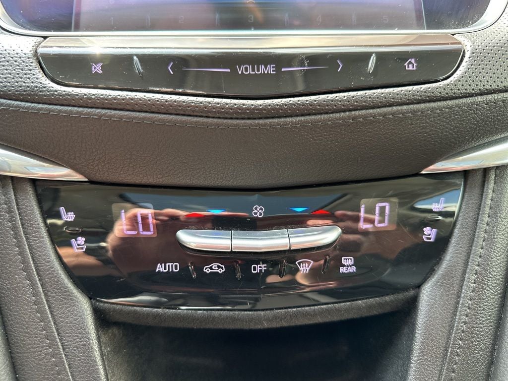 2017 Cadillac XT5 Premium Luxury