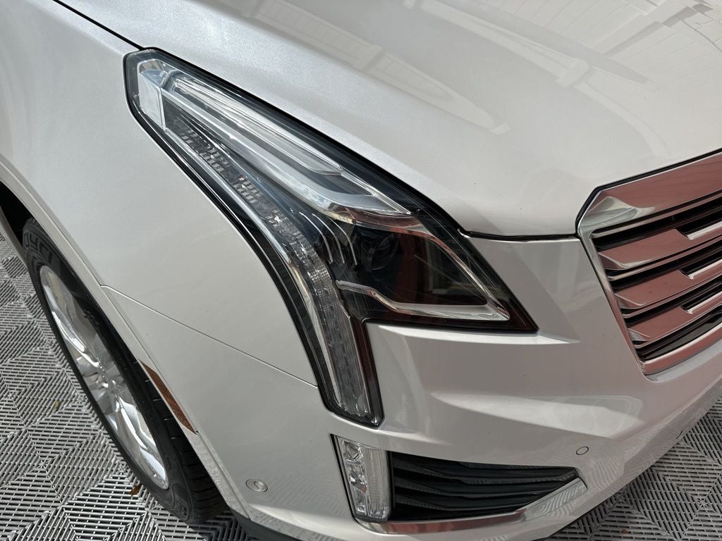 2017 Cadillac XT5 Premium Luxury