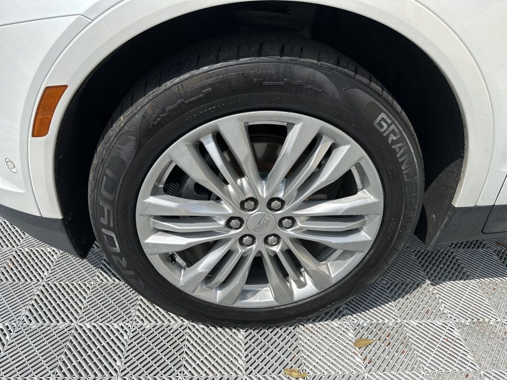 2017 Cadillac XT5 Premium Luxury