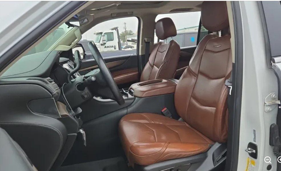 2018 Cadillac Escalade ESV Luxury