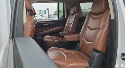 2018 Cadillac Escalade ESV Luxury