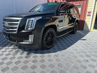 2017 Cadillac Escalade Luxury