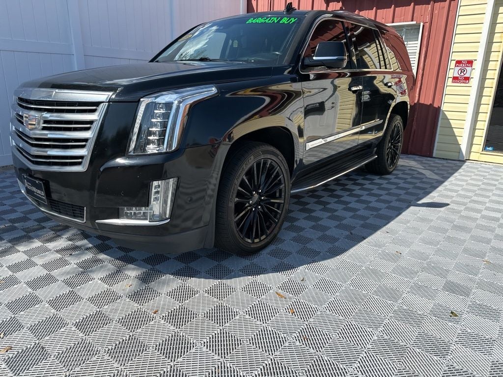 2017 Cadillac Escalade Luxury