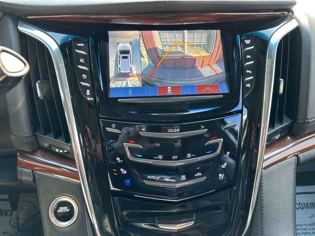 2017 Cadillac Escalade Luxury