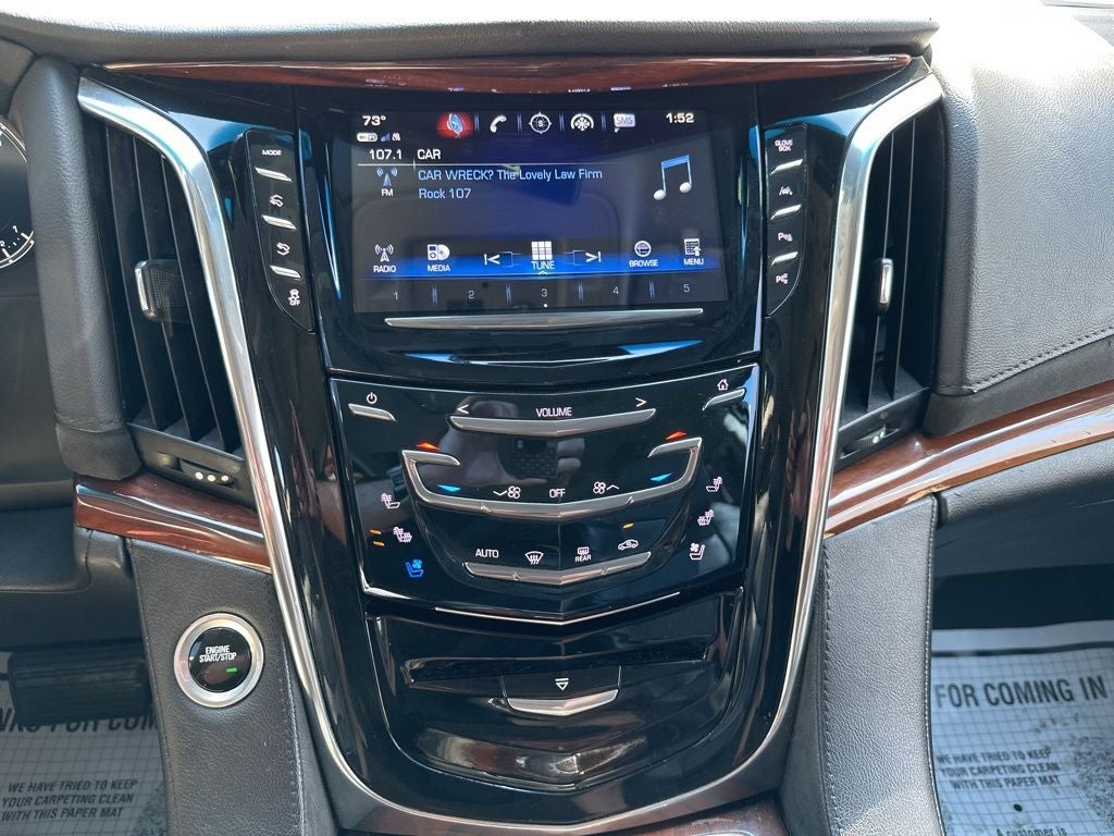 2017 Cadillac Escalade Luxury