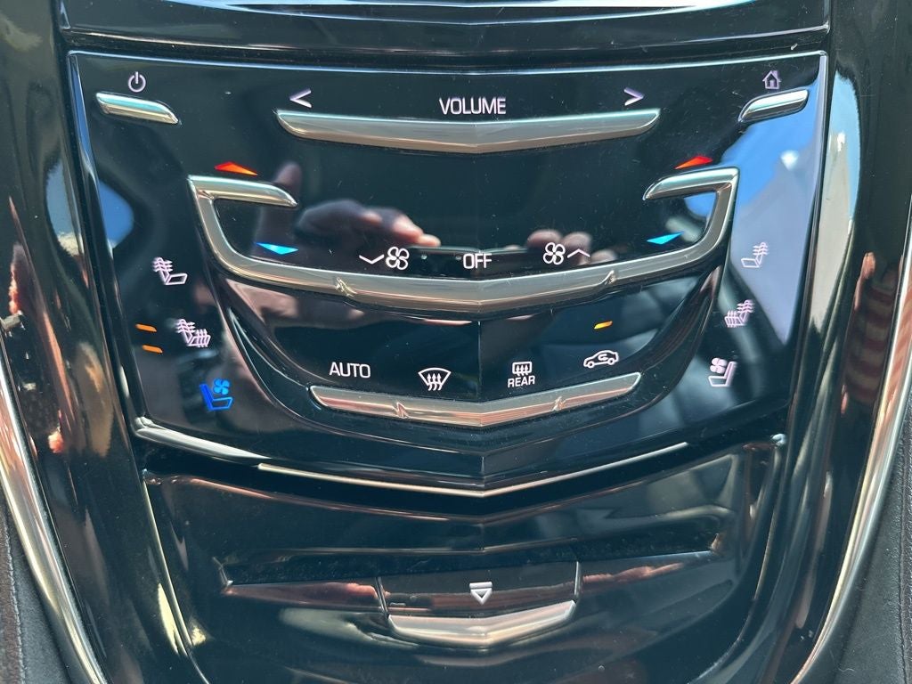 2017 Cadillac Escalade Luxury