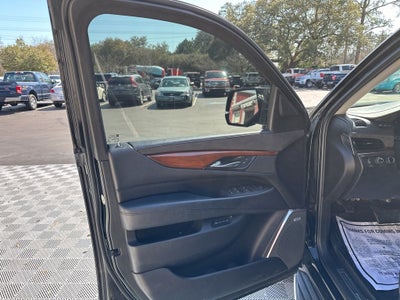2017 Cadillac Escalade Luxury