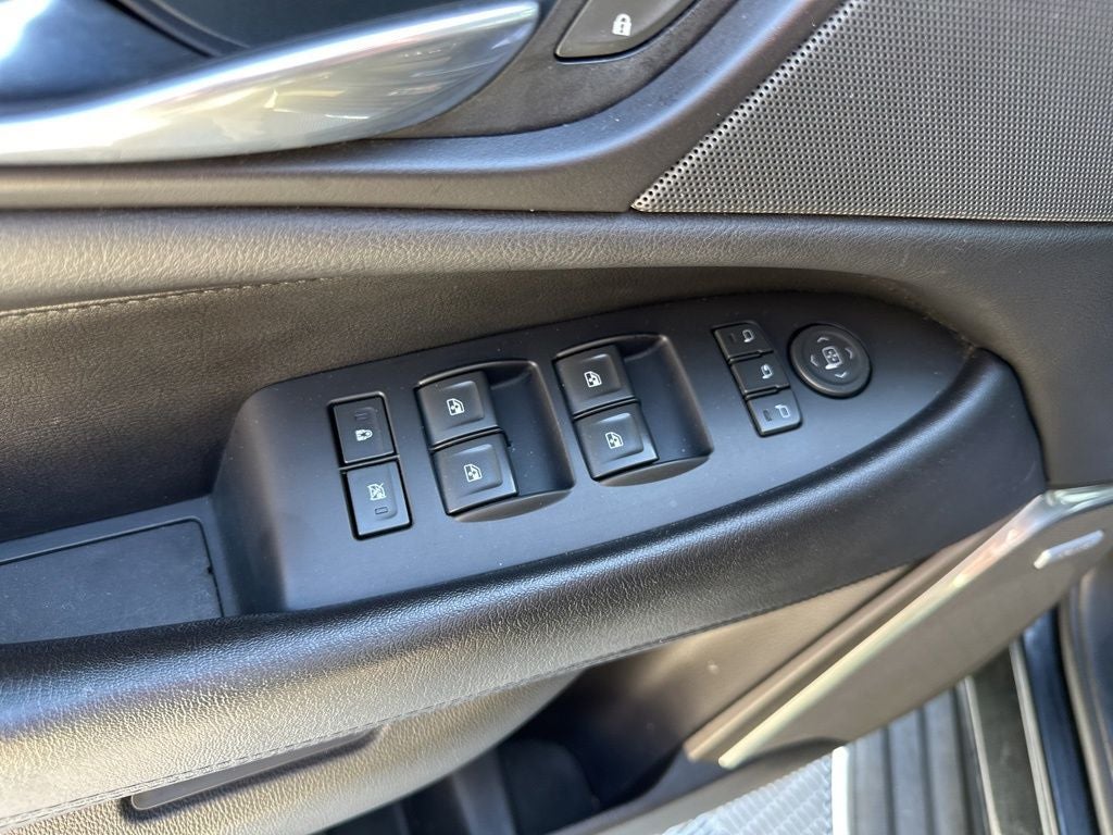 2017 Cadillac Escalade Luxury