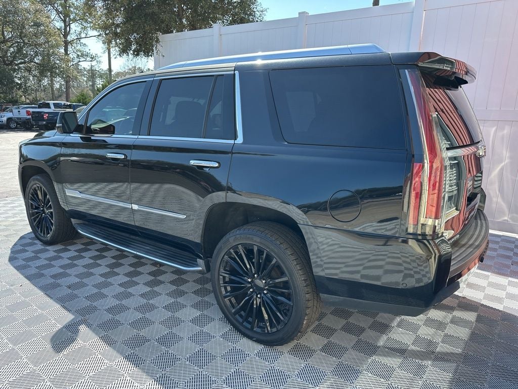 2017 Cadillac Escalade Luxury