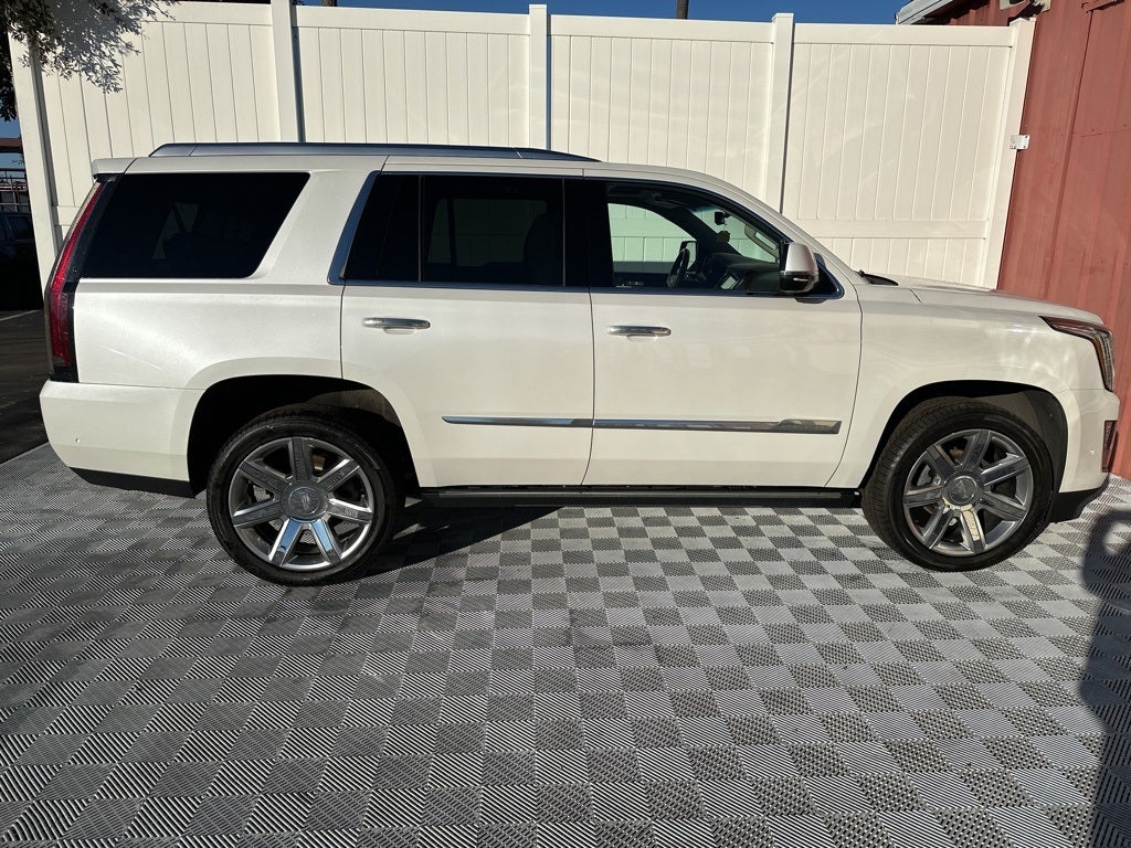 2017 Cadillac Escalade Premium Luxury