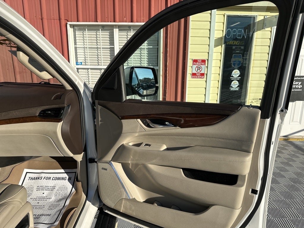 2017 Cadillac Escalade Premium Luxury