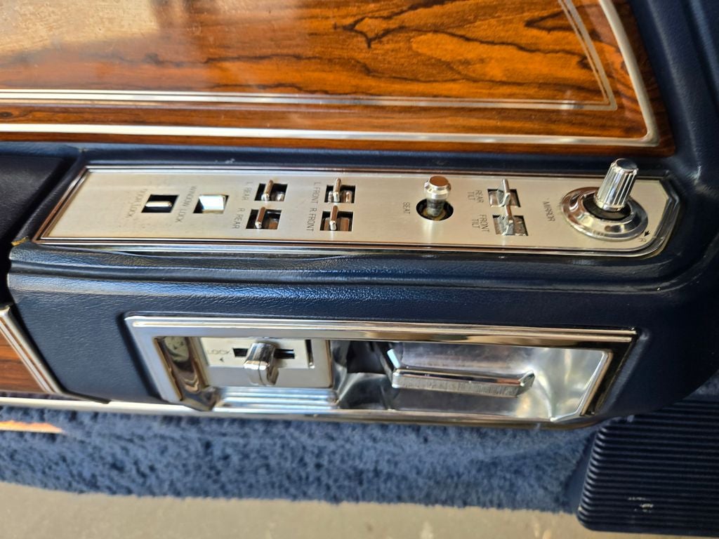 1981 Lincoln Mark VI Base