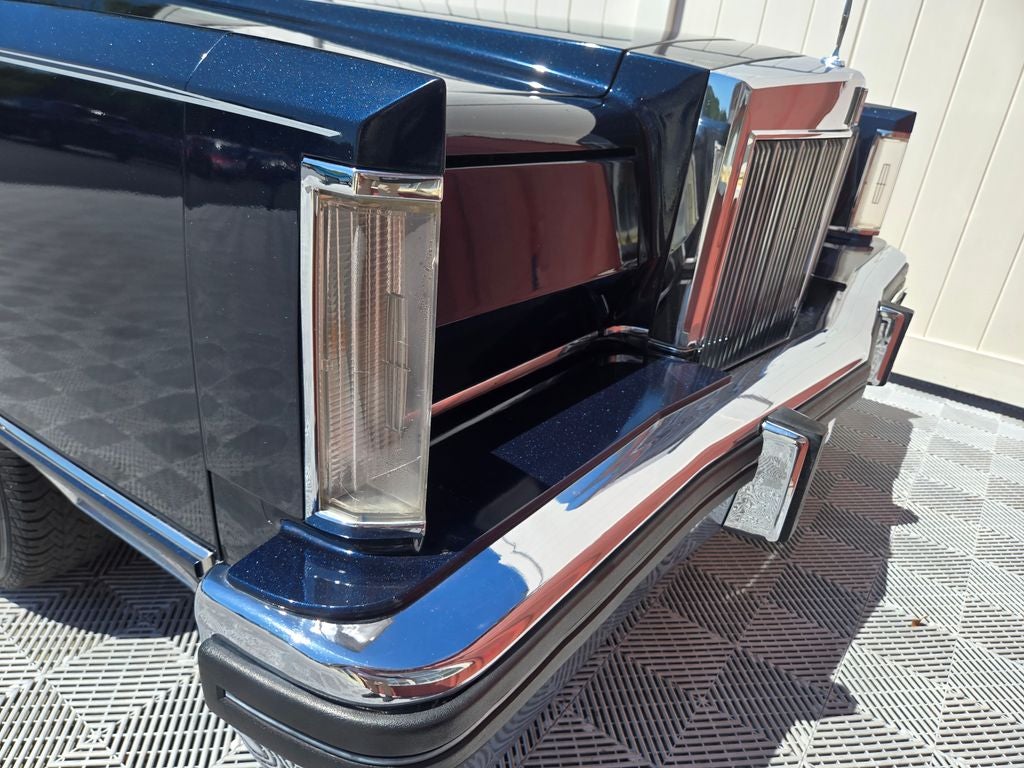 1981 Lincoln Mark VI Base