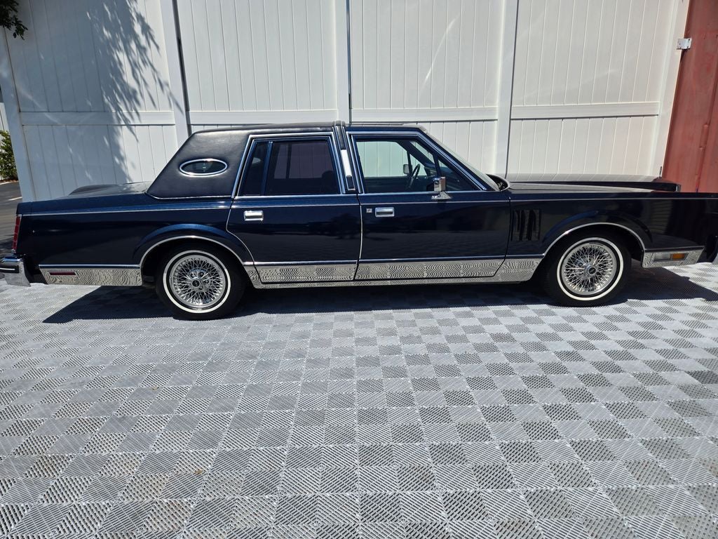 1981 Lincoln Mark VI Base