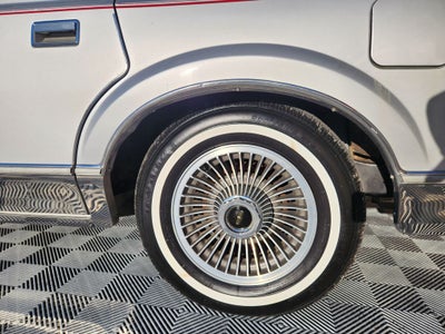 1983 Lincoln Mark VI Base