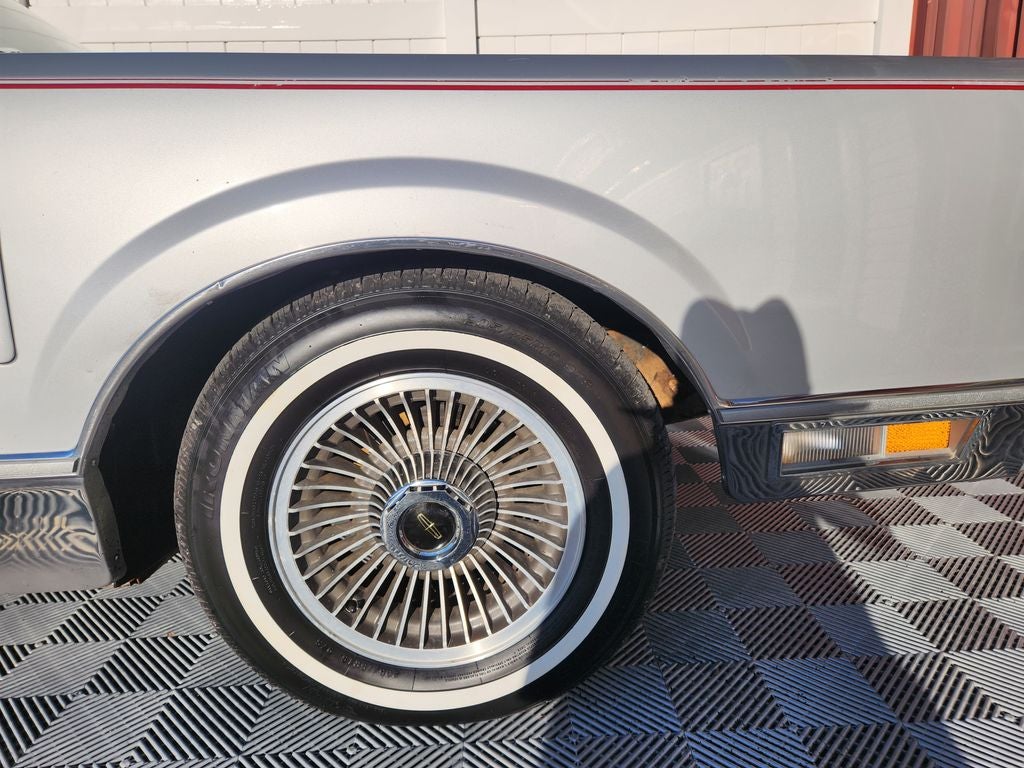 1983 Lincoln Mark VI Base