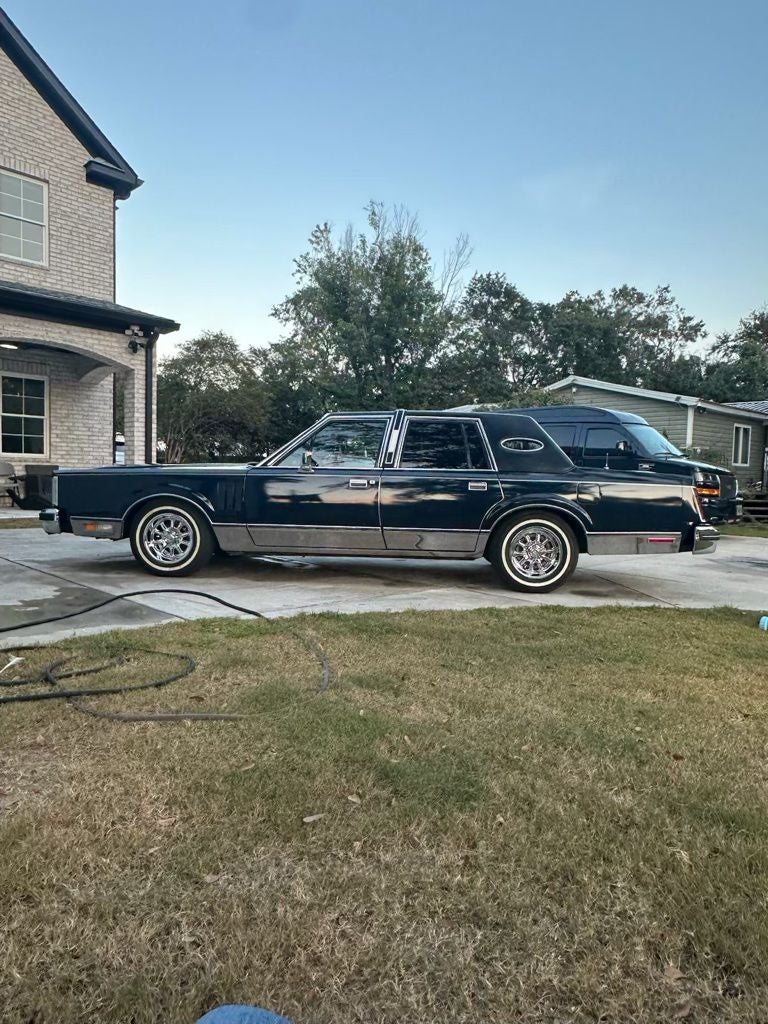 1983 Lincoln Mark VII Base