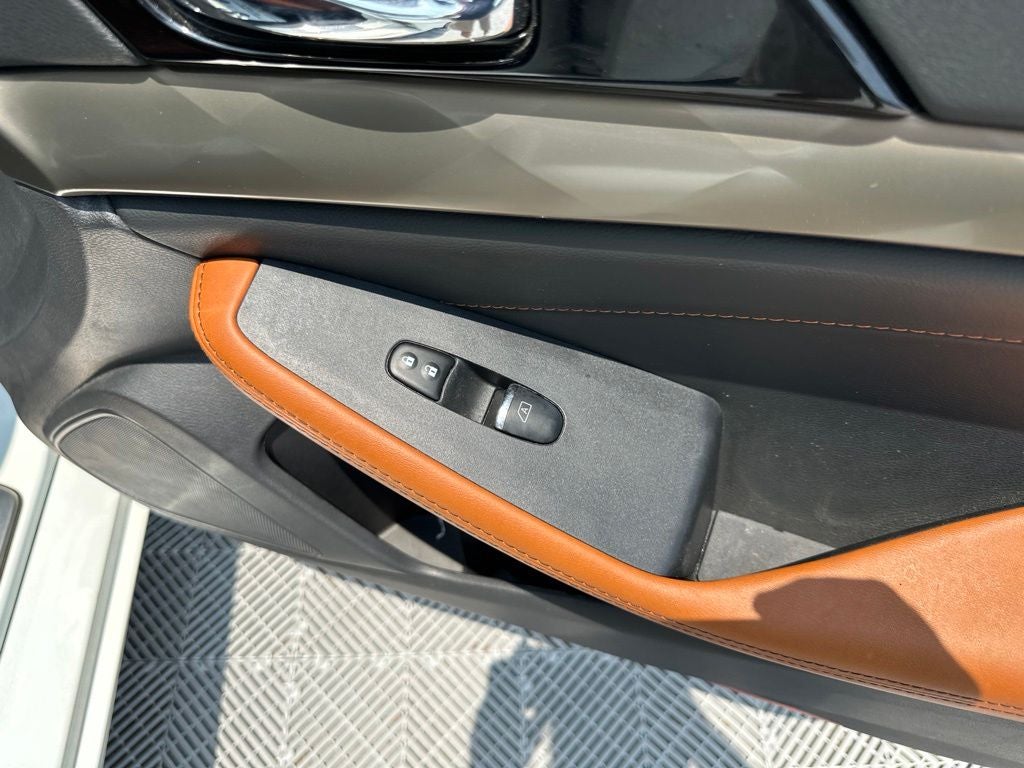 2020 Nissan Maxima Platinum