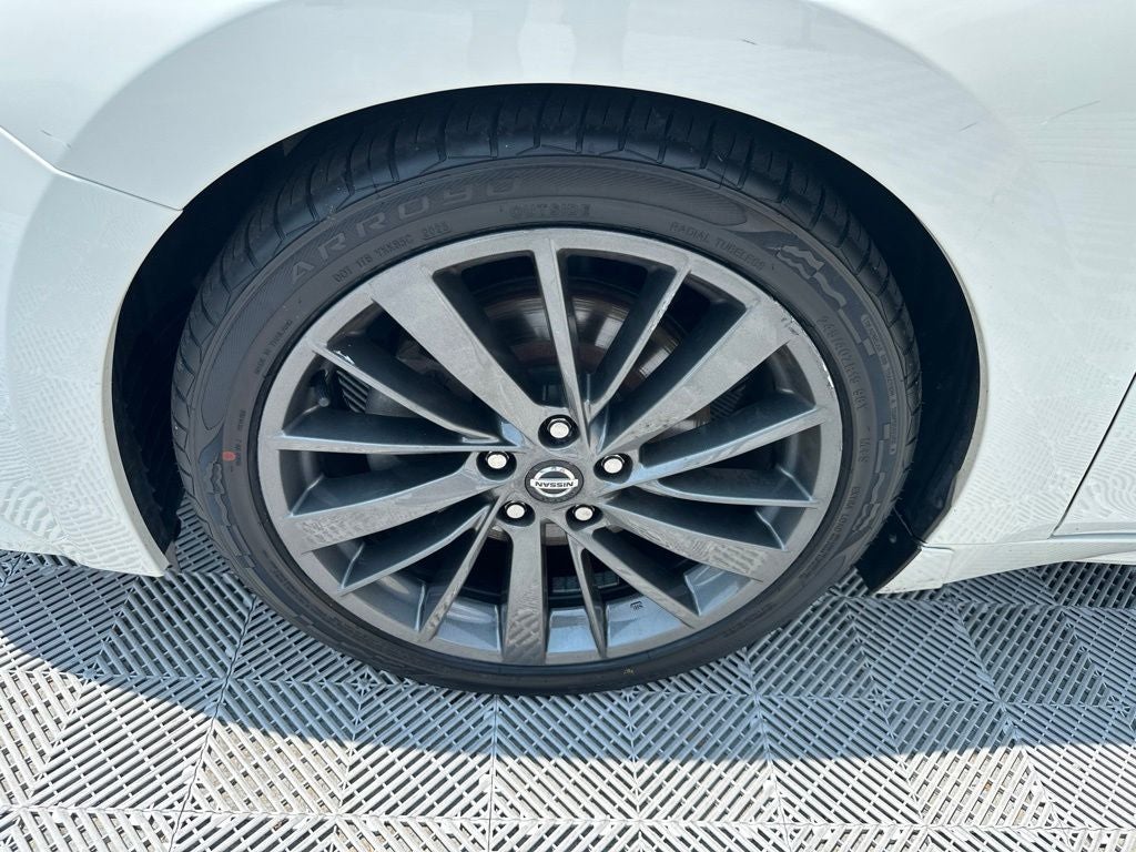 2020 Nissan Maxima Platinum