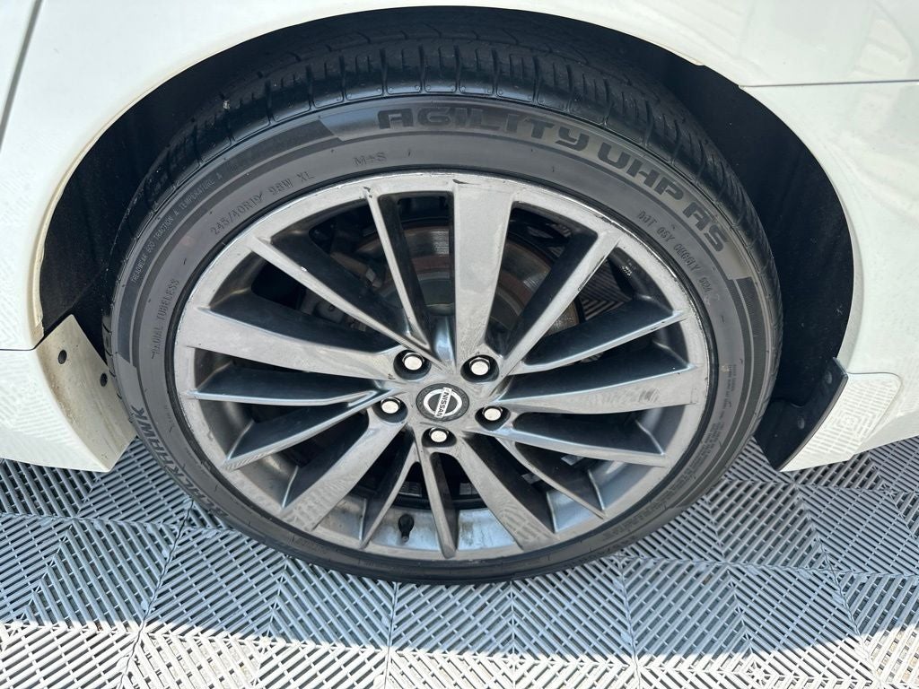 2020 Nissan Maxima Platinum