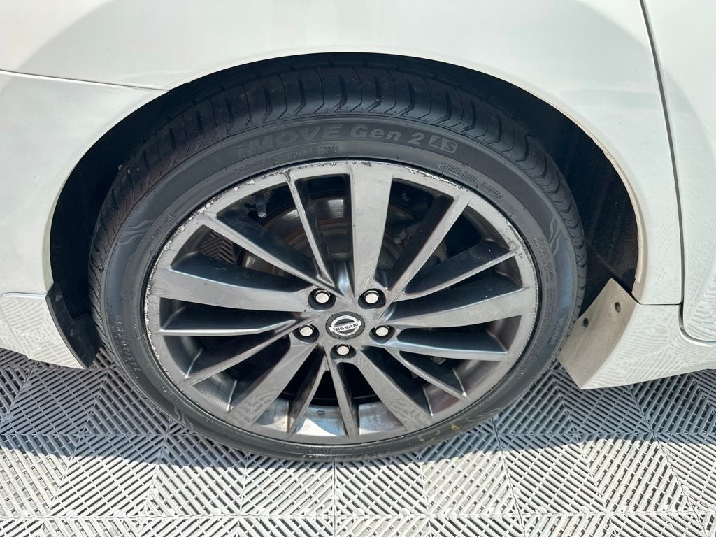 2020 Nissan Maxima Platinum