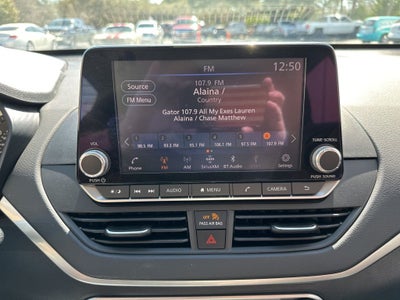 2022 Nissan Altima 2.5 SV