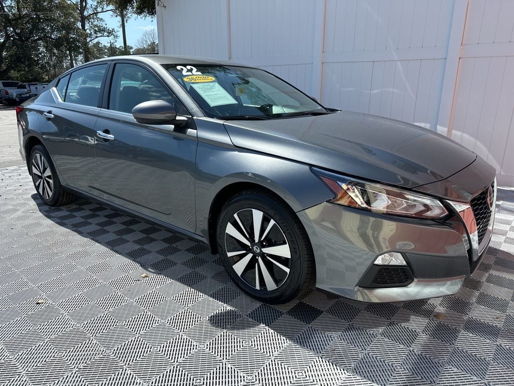2022 Nissan Altima 2.5 SV