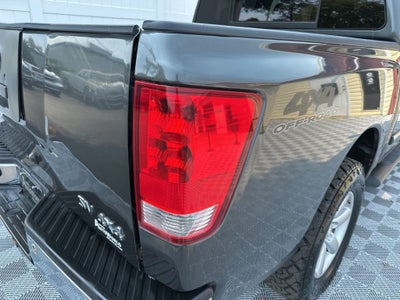 2011 Nissan Titan SV