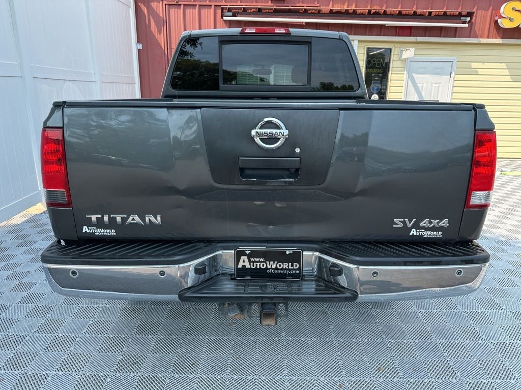2011 Nissan Titan SV
