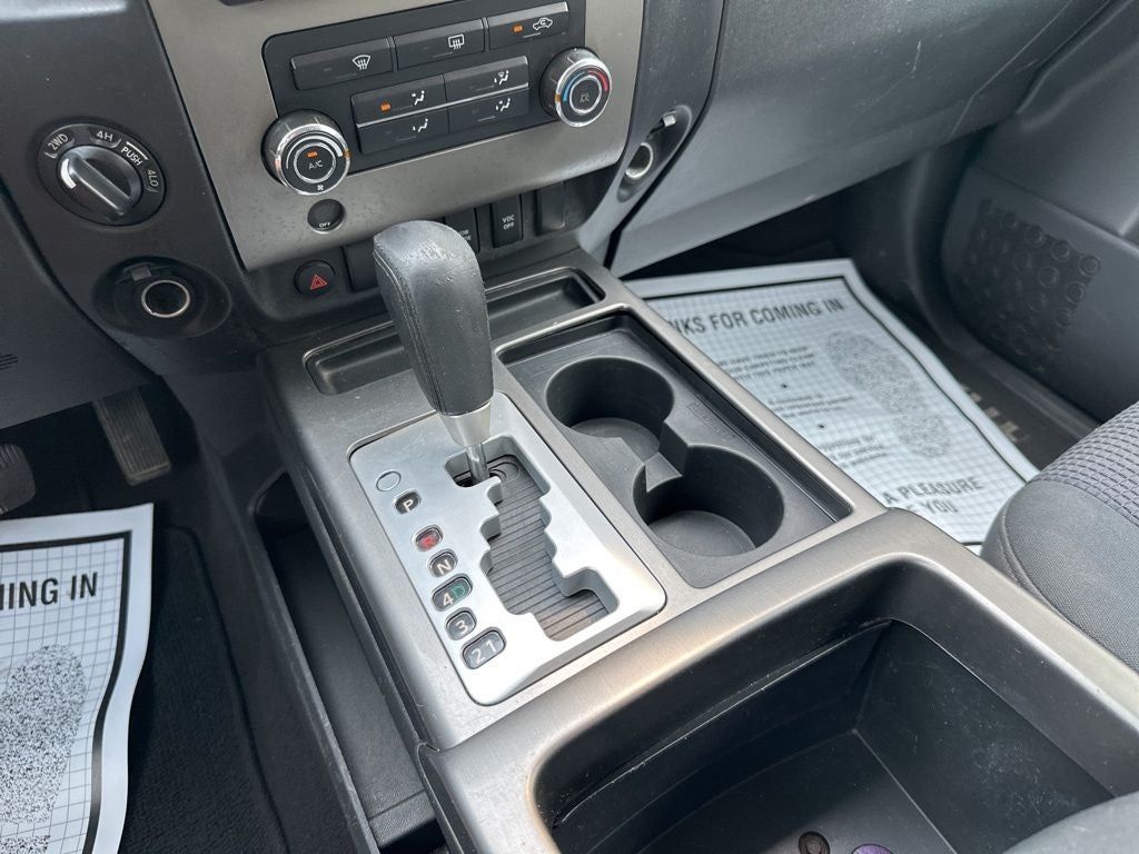 2011 Nissan Titan SV