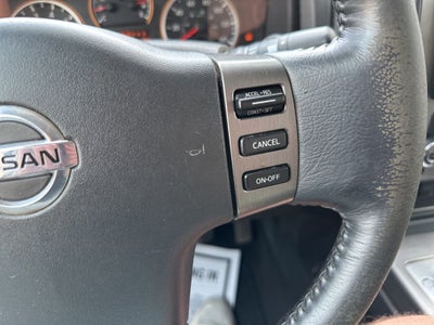 2011 Nissan Titan SV