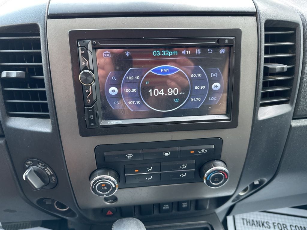 2011 Nissan Titan SV